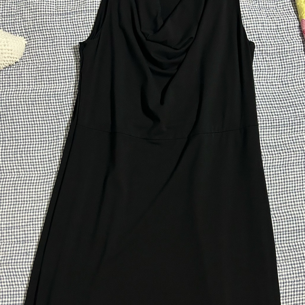 The perfect little black dress! Size medium.